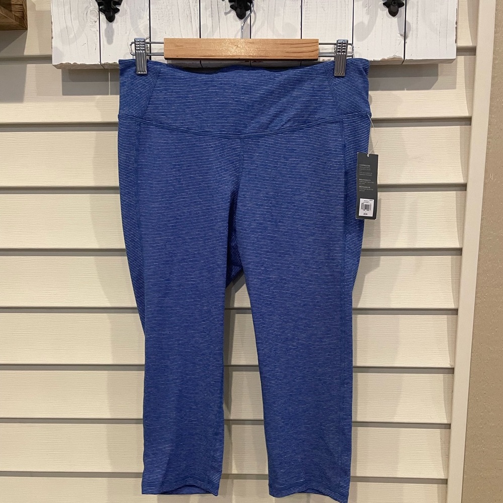New Old Navy Capris